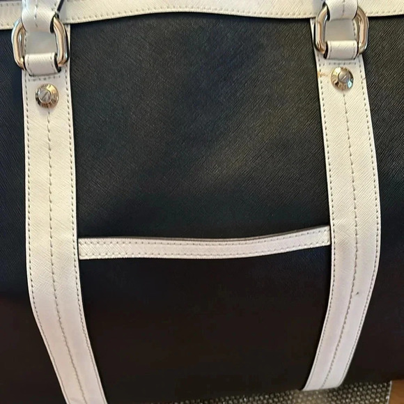 Henri Bendel West 57th Duffle Bag $1200 retail - Picture 4 of 12